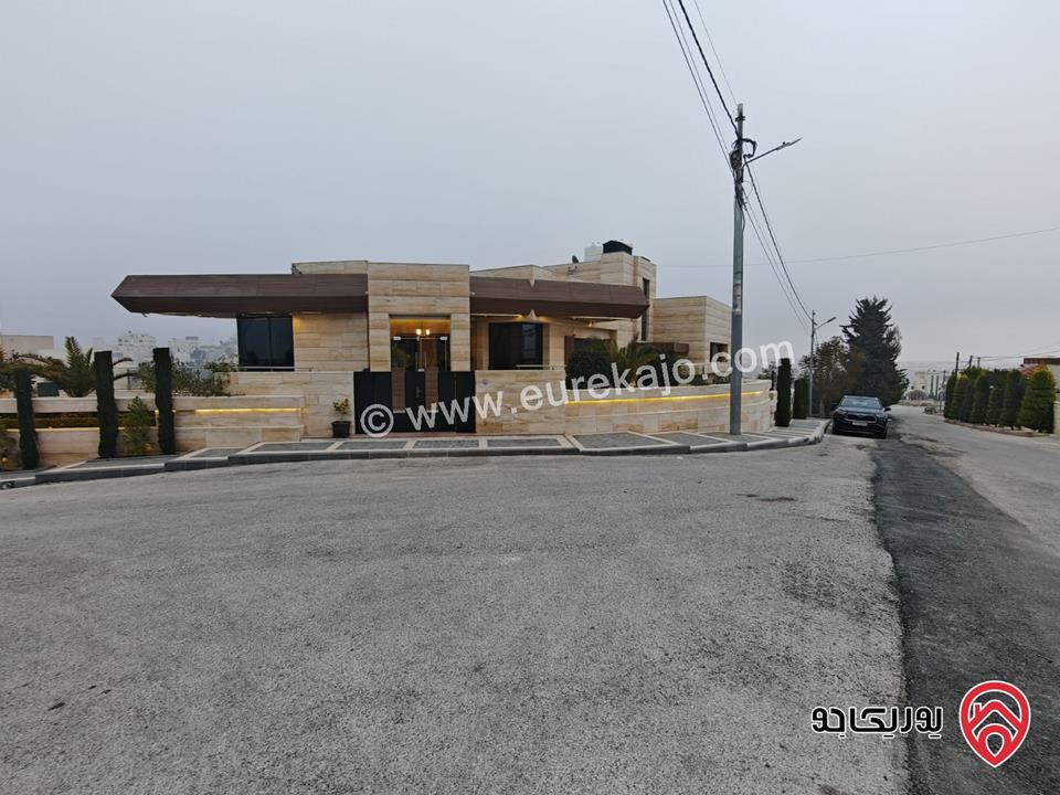 فيلا تقع على 3 شوارع مساحة 1064م على أرض 1 دونم للبيع في عمان - ناعور اسكان اطباء الاسنان