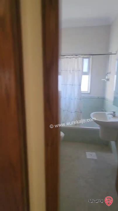 شقة طابق ثاني مساحة 200م للايجار في عمان - دير غبار قرب زيت وزعتر 