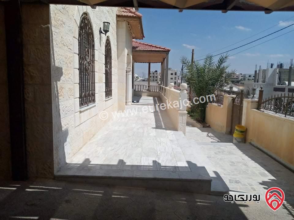 فيلا مكونة من طابقين على أرض 581م للبيع في عمان - طبربور ابو عليا