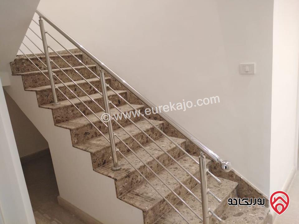 شقة دوبلكس طابق اول مساحة 248م للبيع في عمان - دير غبار 