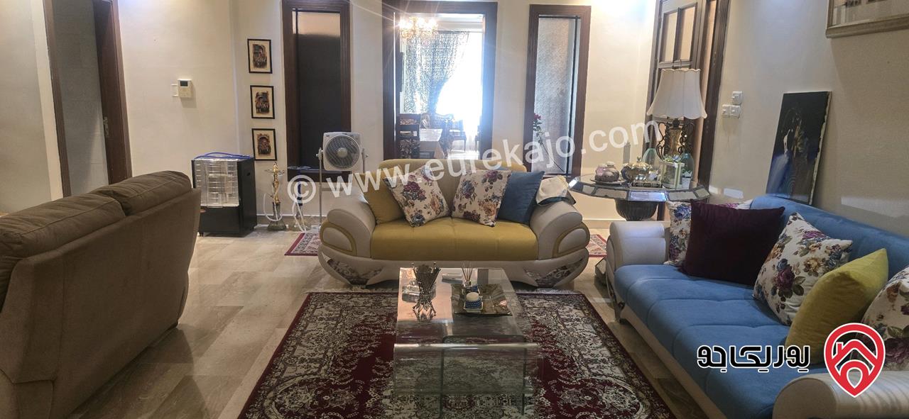 شقة ارضية مساحة 351م و حديقة وتراسات 350م للبيع في عمان - الرابية