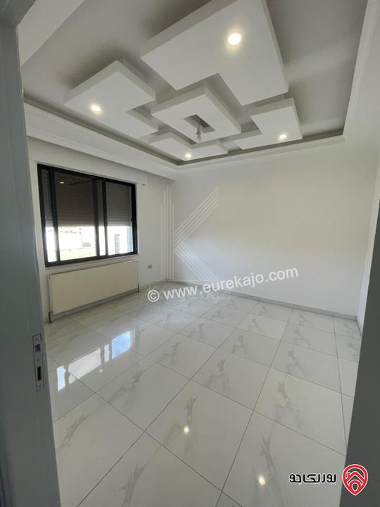 شقة طابق ثالث مساحة 279م فاخرة للبيع في عمان - الشميساني