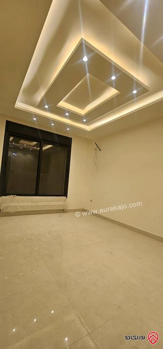 شقة مساحة 205م للبيع في عمان - الجبيهة شارع الاردن بجانب ديوان الصمادي 