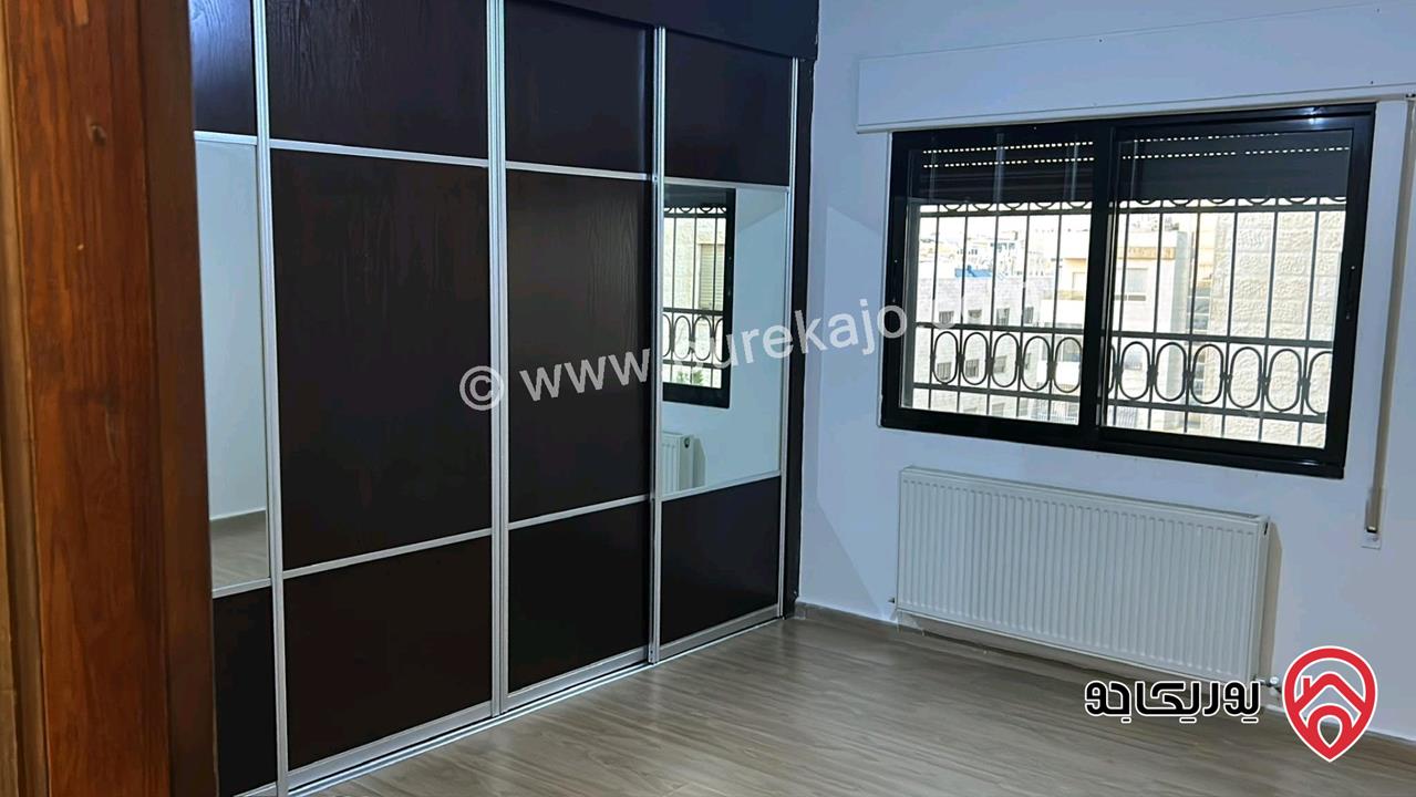 شقة طابق أول مساحة 196م للبيع في عمان - مرج الحمام 