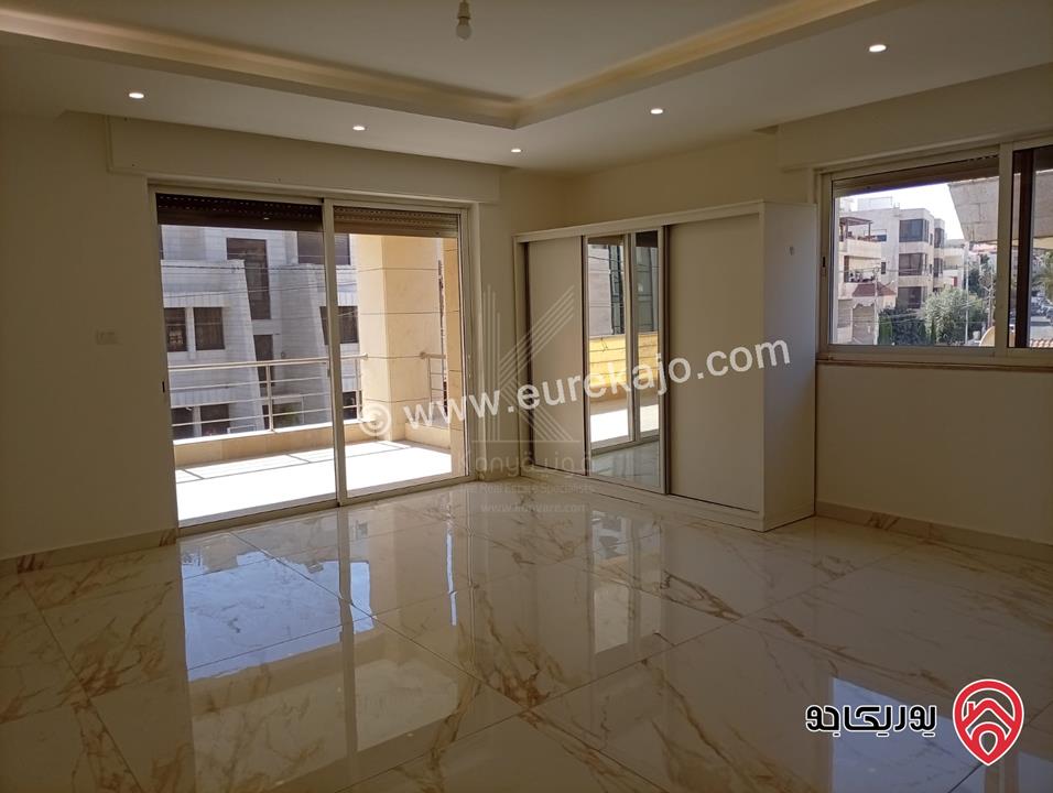 بناية سكنية على ارض 814م للبيع في عمان - عبدون – نظام شقق مستقلة