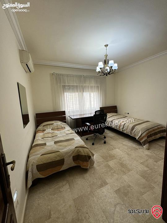 شقة مفروشة طابق ثالث مساحة 375م للايجار في عمان - الرابية