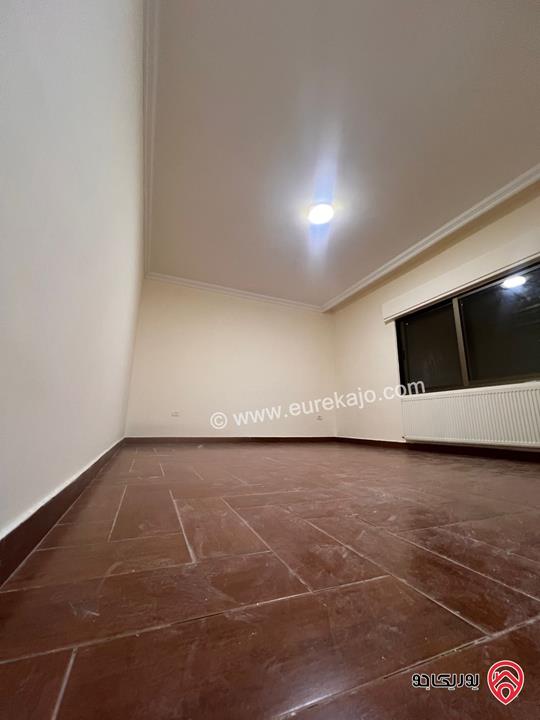 شقة مساحة 200م طابق اول للايجار في عمان - خلدا