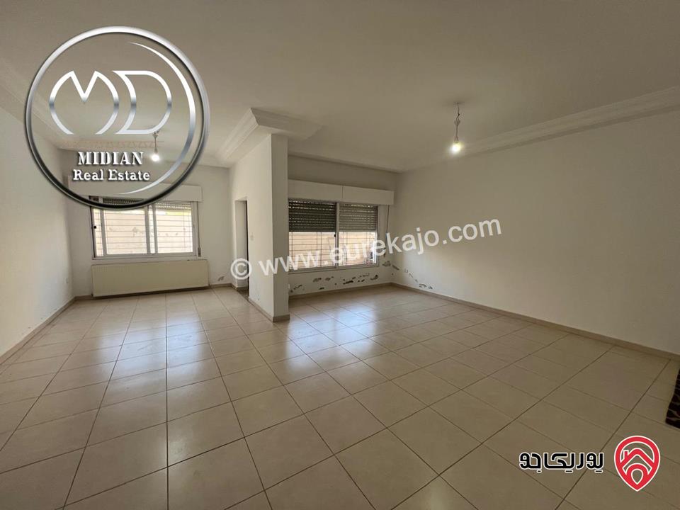 شقة شبه ارضي للبيع في عمان - ضاحية الرشيد مساحة 240م جديدة لم تسكن بسعر مميز جداً