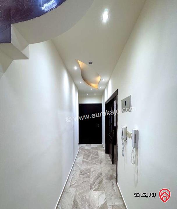 شقة ارضية مساحة 190م داخلي و 100م خارجي للايجار في عمان - خلدا