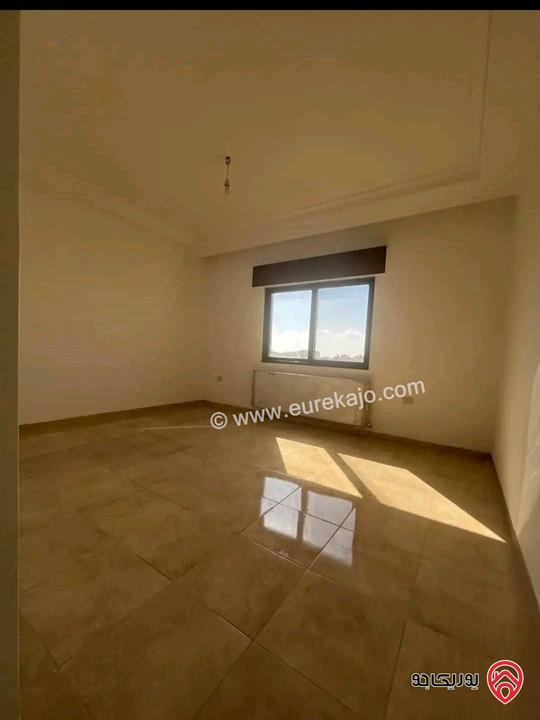 شقة فارغة طابق رابع مساحة 150م للايجار للعرسان في عمان - أم السماق