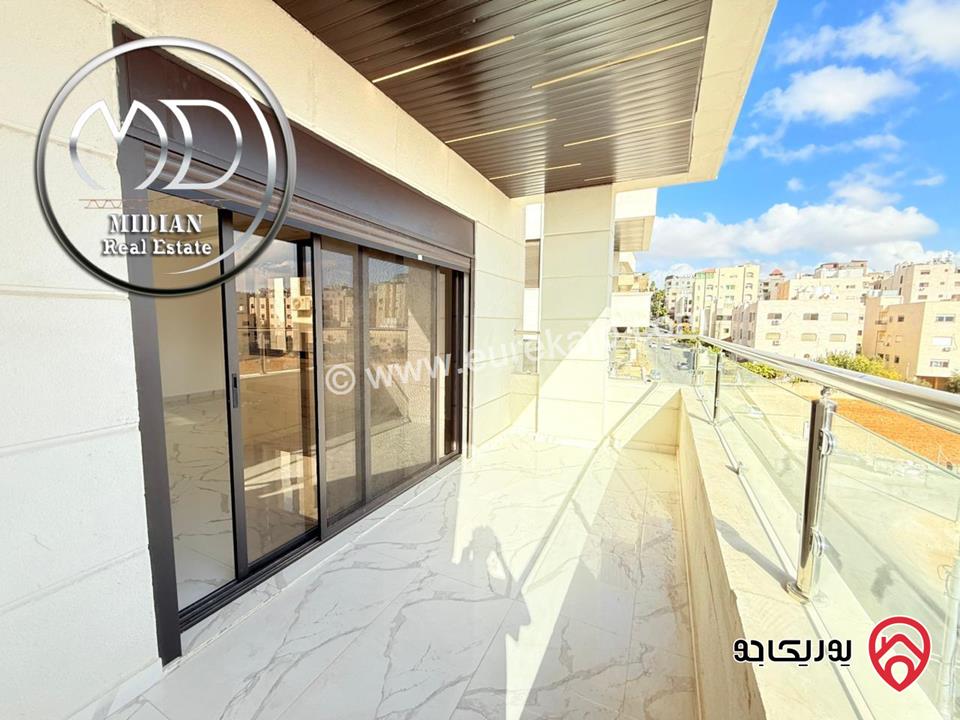 شقق ارضية و شبه ارضي جديدة للبيع في عمان - خلدا مساحات 220م مع تراسات و حدائق تشطيبات و ديكورات فاخرة امكانية الأقساط