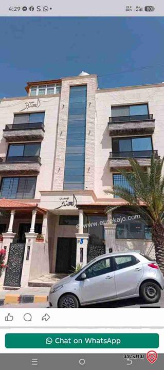 شقة ارضية مساحة 176م داخلي وترس امامي وخلفي 80م للبيع في عمان - الجبيهة حي المنصور