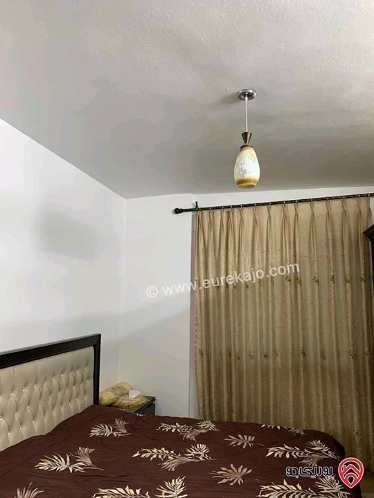 شقة طابق اول فنيمساحة 126م للبيع في اربد بالقرب من دوار الدرة