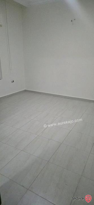 شقة مساحة 210م طابق أول للبيع في عمان - الرابية