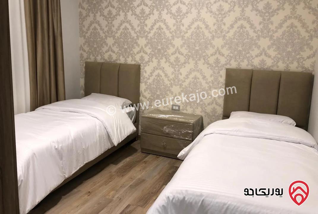 شقة فاخرة مفروشة طابق أول مساحة 105م للايجار في عمان - عبدون