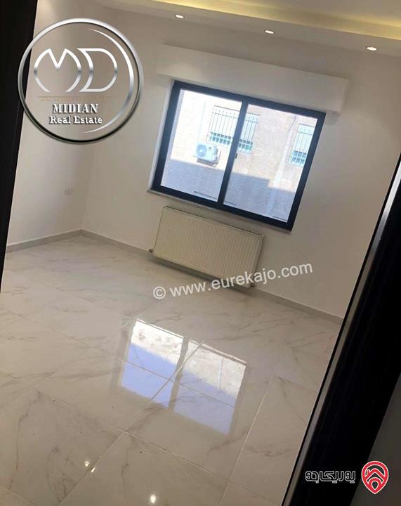 شقة فارغة للايجار في عمان - الصويفية مساحة 200م طابق أول تشطيبات ديكورات سوبر ديلوكس بسعر مميز