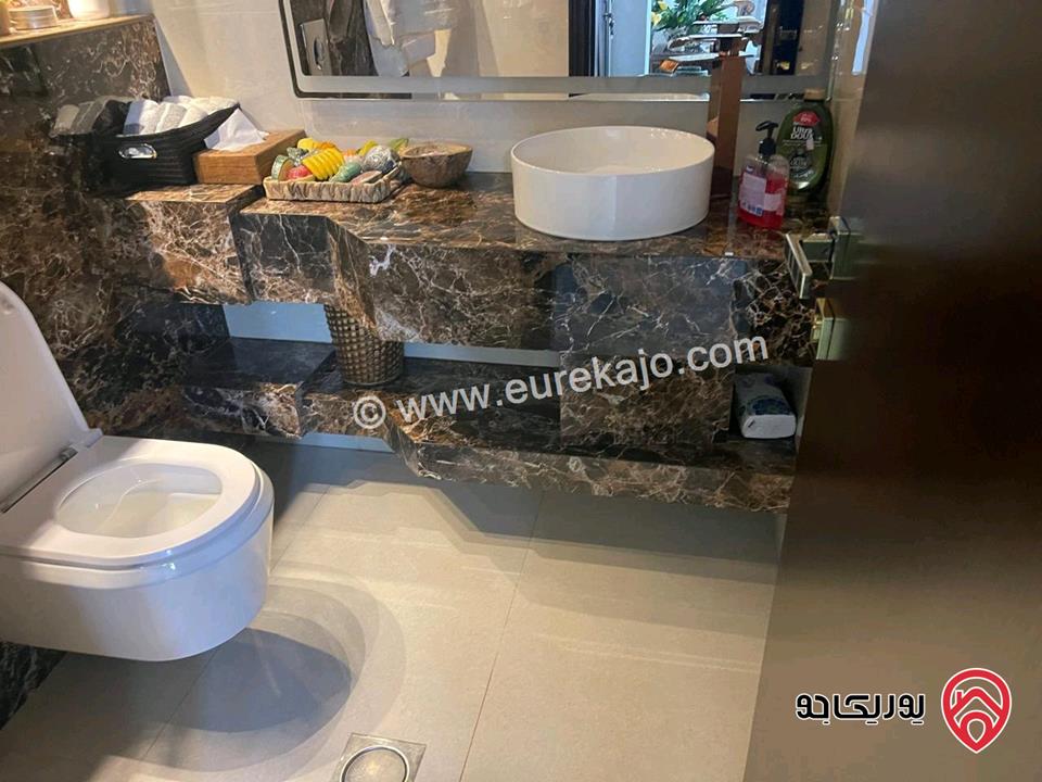 شقة طابق ثالث دوبلكس مساحة 370م للبيع في عمان - الرابية 