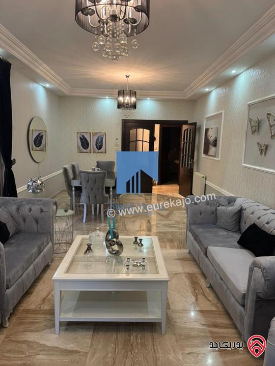 شقة مفروشة فاخرة للبيع في عمان - أم السماق خلف الدر المنثور طابق اول 200م تشطيب سوبر ديلوكس