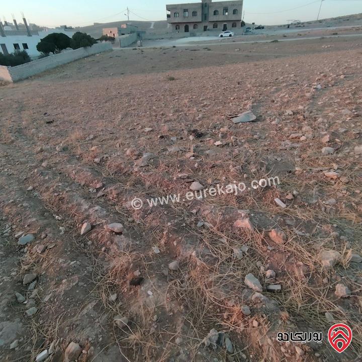 قطعة أرض مساحة 2 دونم و 250م للبيع في عمان - النقيرة 