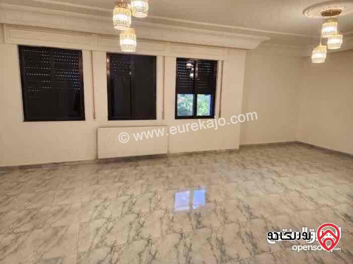 شقة طابقية مساحة 290م للايجار في عمان - دير غبار 