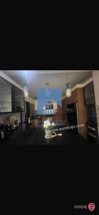 شقة أرضية مميزة للبيع في عمان - الجندويل قرب مركز أمن البيادر 180م مع حديقة وترسات 200م