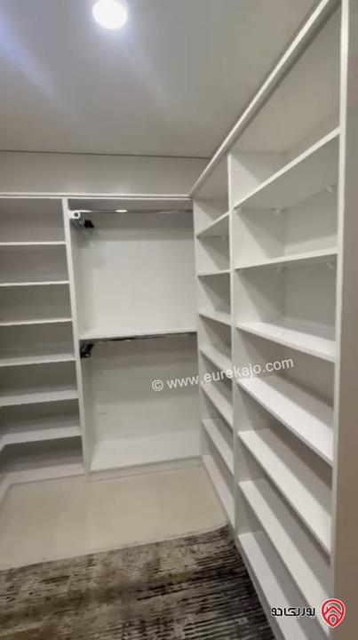 شقة فاخرة مفروشة طابق ثالث مساحة 300م للايجار في عمان - ام اذينة