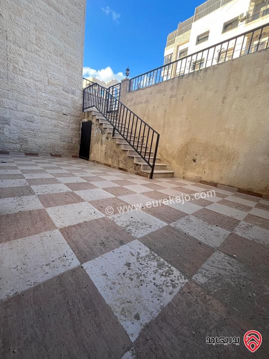 شقة فارغة شبه أرضي مساحة 175م داخلي و 100م خارجي للايجار في عمان - ضاحية الرشيد