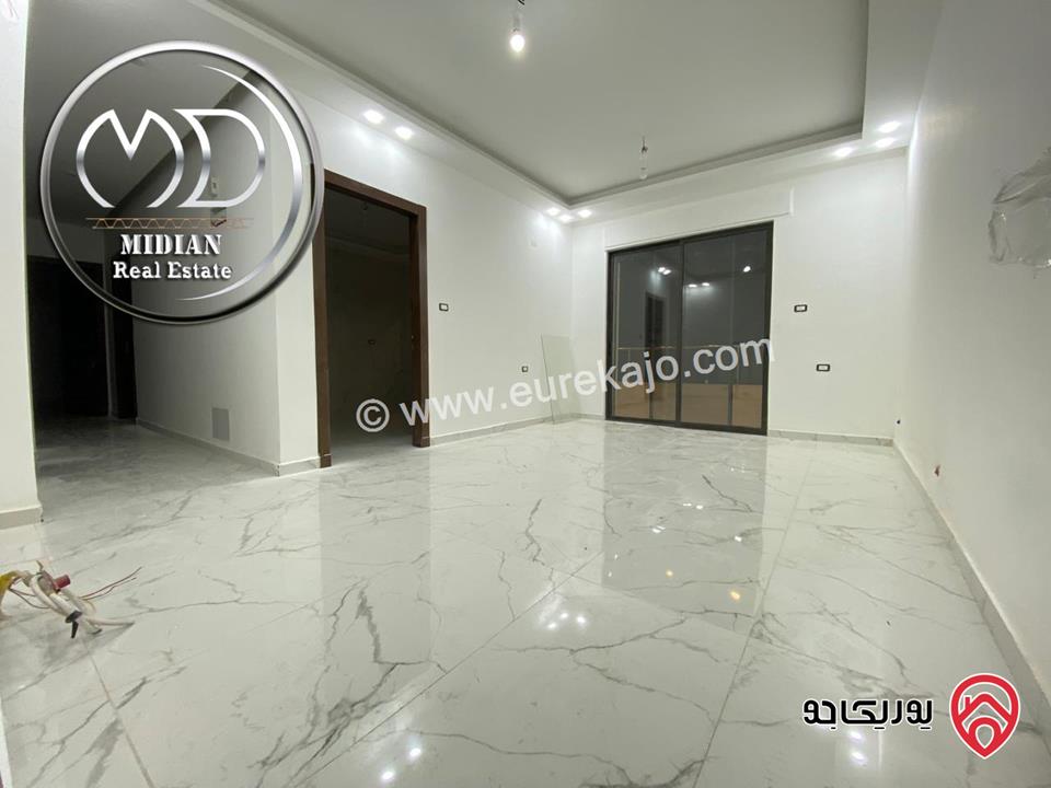 شقق ارضية جديدة للبيع في عمان - الرابية مساحات 175م & 180م تشطيبات ديكورات سوبر ديلوكس بأسعار مميزة