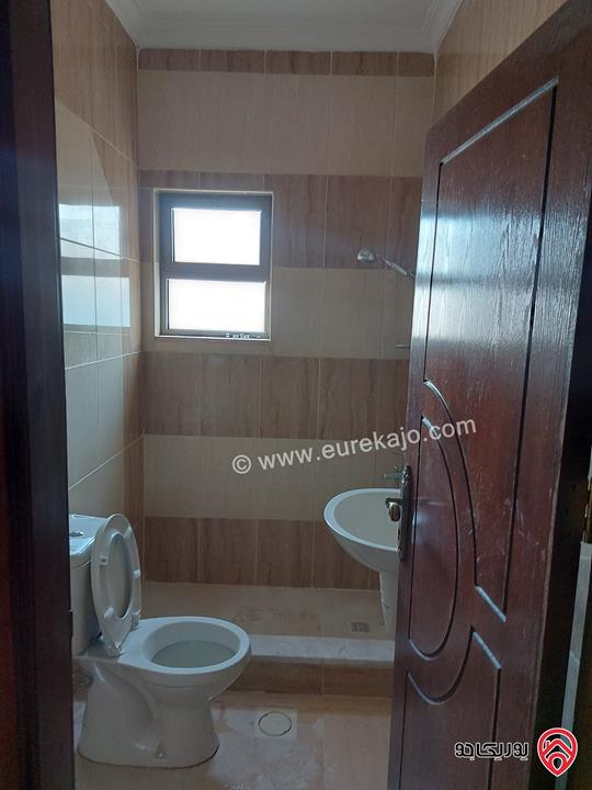 شقتين طابق ثاني مساحة 124م للبيع في عمان - ماركا