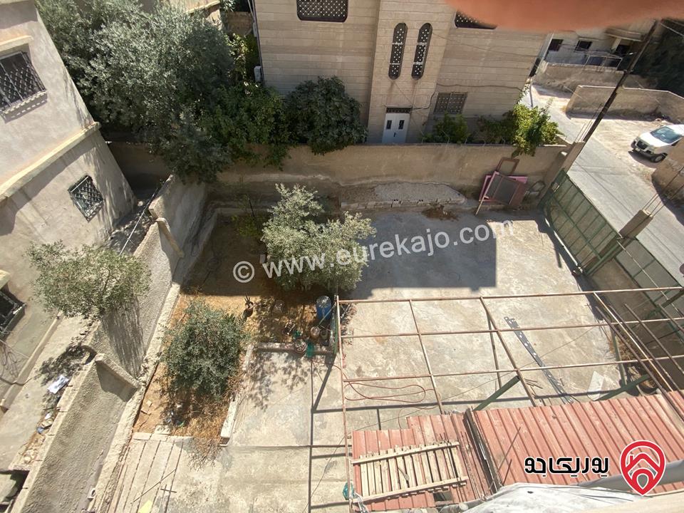 عمارة على أرض 350م للبيع في الزرقاء الجديدة