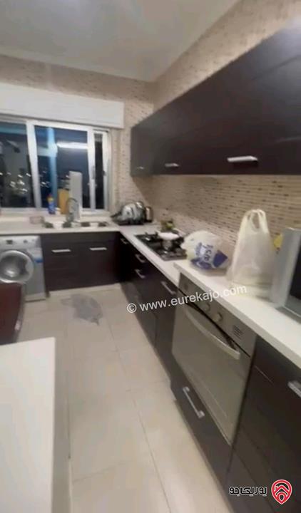 شقة فخمة مفروشة مساحة 100م طابق ثاني للبيع في عمان - الجاردنز 