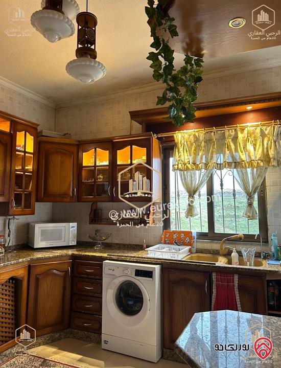 شقة مفروشة مساحة 150م طابق ثالث للايجار في عمان - تلاع العلي 