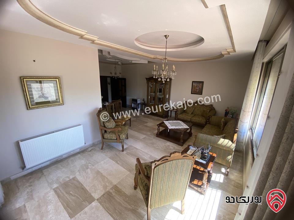 شقة طابق اول مساحة 187م للبيع في عمان - خلدا من المالك