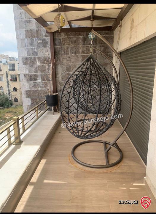 روووف مفروش طابق ثاني مساحة 150م داخلي و 200م خارجي للإيجار في عمان - عبدون الشمالي من المالك مباشرة