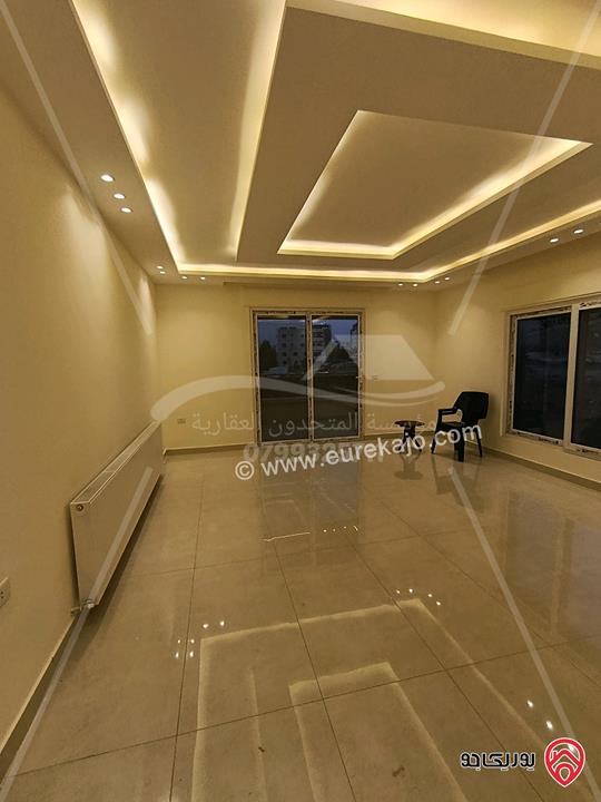 شقة فارغة طابق ثاني مساحة 175م للايجار جديدة لم تسكن في عمان - خلدا