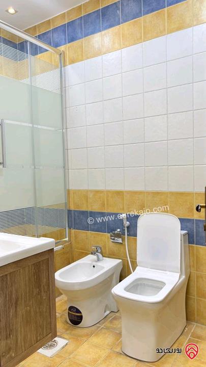 شقة مساحة 191م طابق أول للبيع في عمان - الرابية