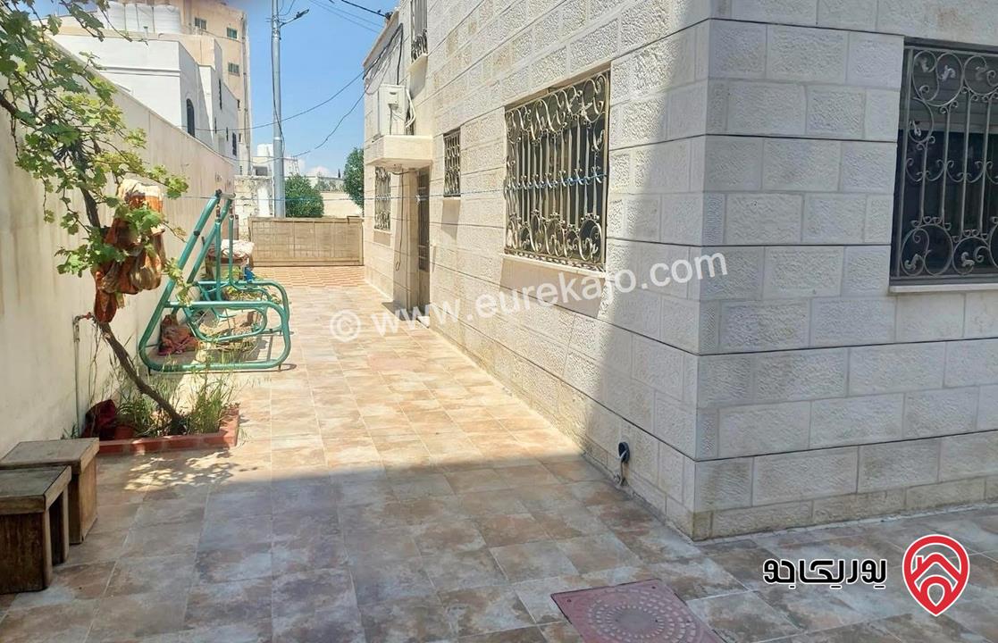 بيت مستقل مساحة 270م على أرض 520م للييع في عمان - ابو علندا اسكان الكهربا 