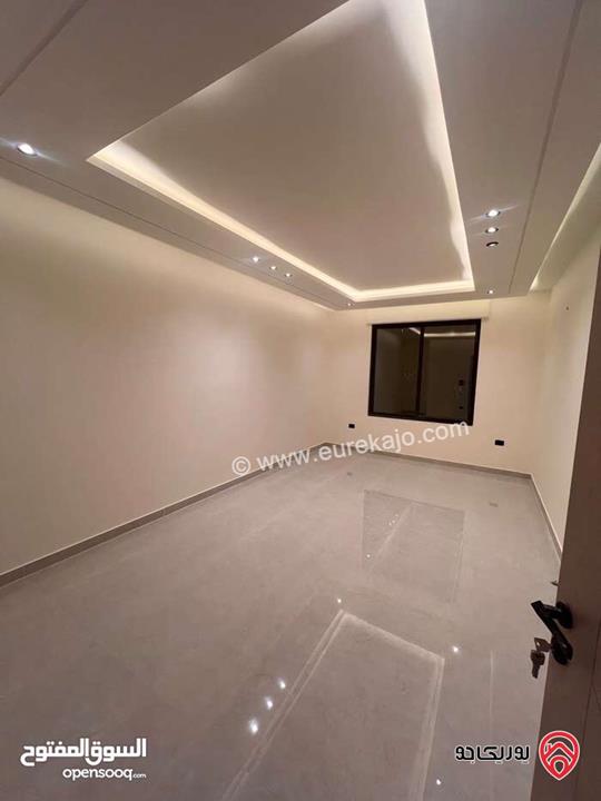 شقة أرضية مساحة 165م داخلي و 100م خارجي للايجار في عمان - البنيات 