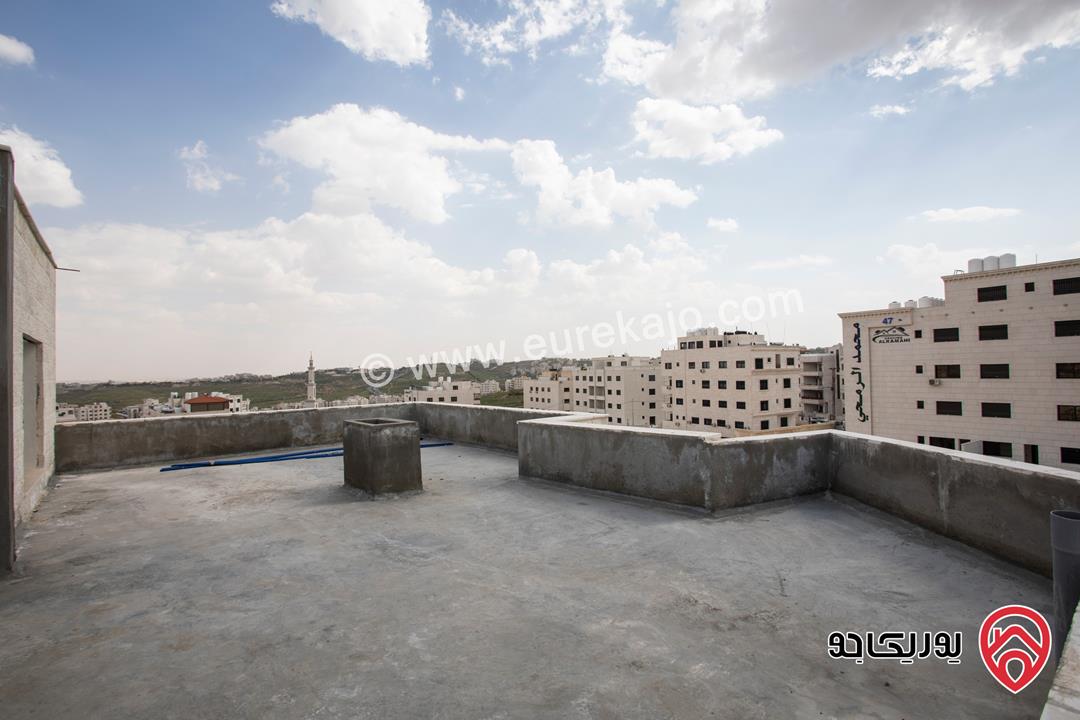 شقة مساحة 160م طابق ثالث مع روف دوبلكس للبيع في عمان - الجبيهة بسعر مغري جدا