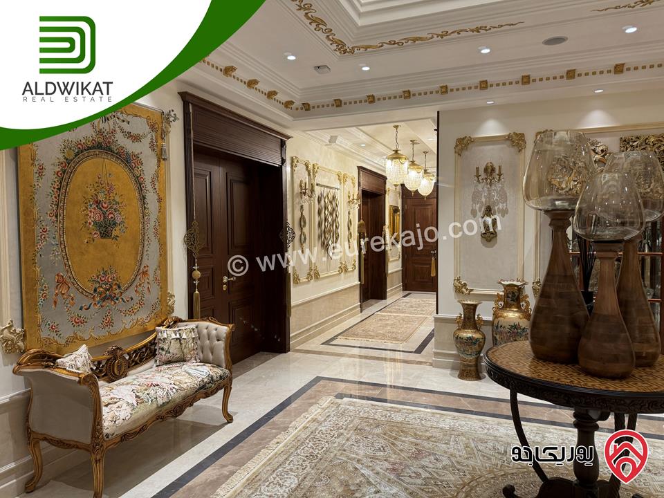 قصر للبيع في عمان - دابوق مساحة الارض 2650م ومساحة البناء 2000م ومساحة الحديقة 1500م ومساحة الترس 400م