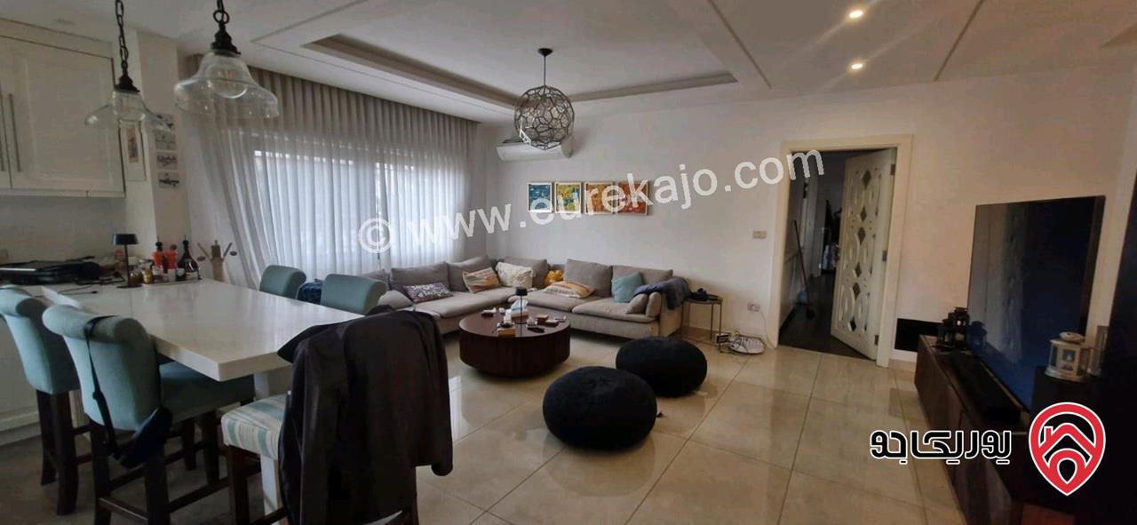 شقة طابق ثالث مساحة 207م مع مساحة 100 على السطح مش مبني للبيع في عمان - دير غبار