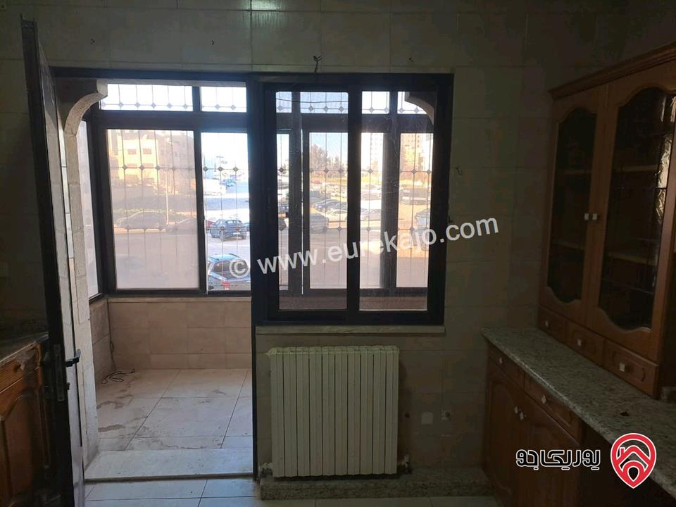 شقة طابق اول مساحة 200م للايجار في عمان - الصويفية