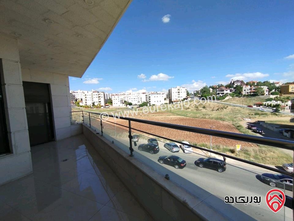 شقة مميزة مساحة 200م طابق ثاني للبيع في عمان - ام السماق جديدة 