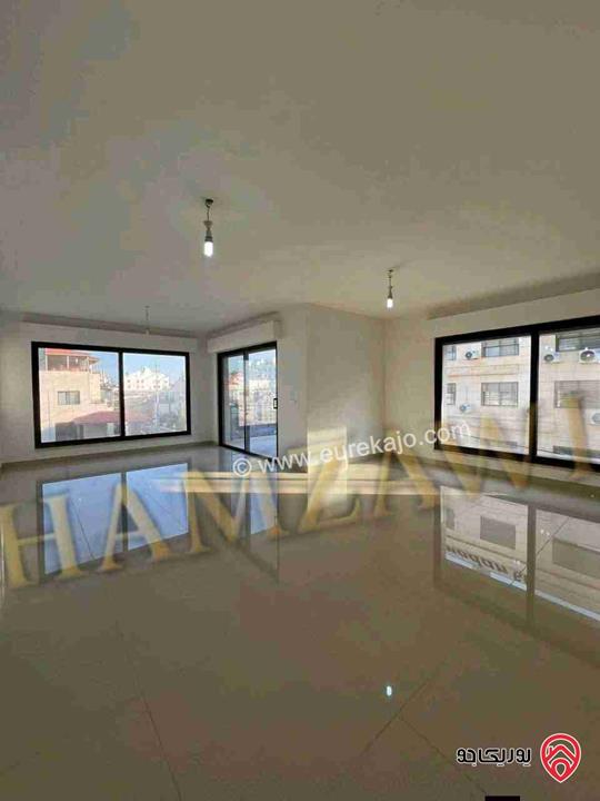 شقة طابق ثاني جديدة لم تسكن مساحة 175م للايجار في عمان - طريق المطار 