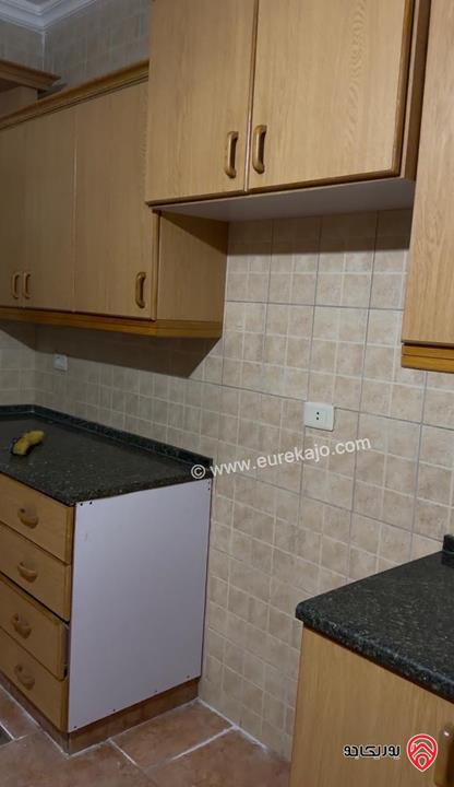 شقة طابق ثالث مساحة 185م للايجار في عمان - الصويفية