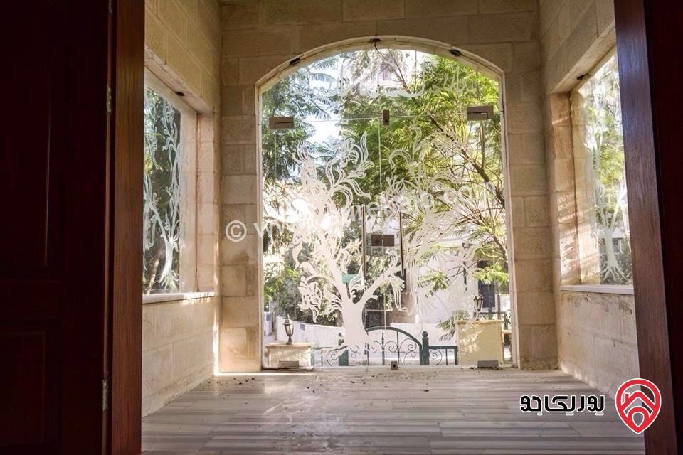 فيلا متلاصقة مساحة 930م على أرض 420م للبيع في عمان - ضاحية الرشيد 