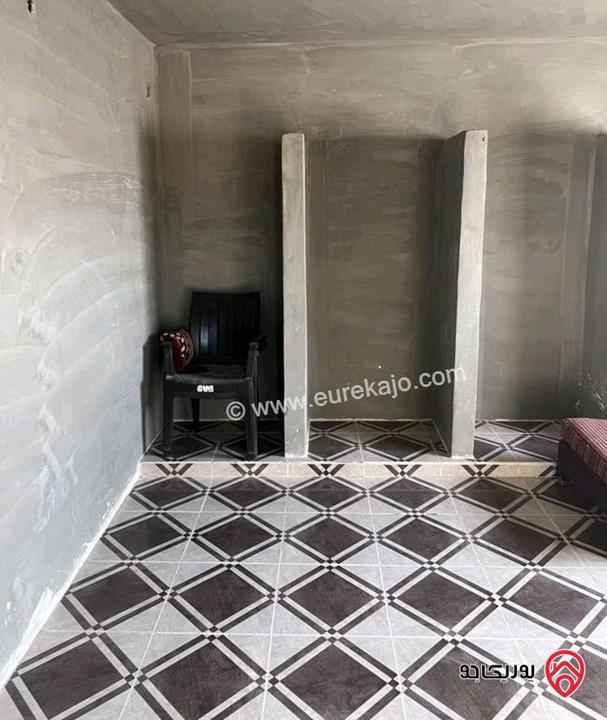 منزل مستقل 3 طوابق على أرض 750م للبيع في المفرق من المالك