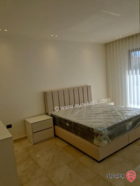 شقة جديدة مفروشة طابق أول مساحة 210م للايجار في عمان - دير غبار