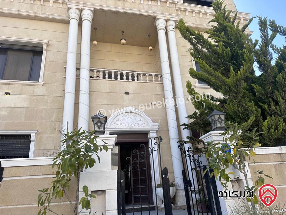فيلا متلاصقة مساحة 280م على أرض 635م للبيع في عمان - دابوق