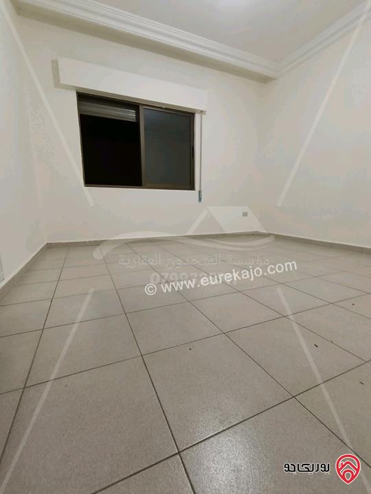 شقة فارغة مساحة 150م طابق ثاني للايجار في عمان - خلدا
